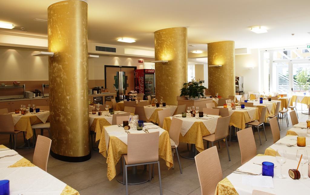 Eraclea Palace Hotel 4 Stelle S Eraclea Mare Ngoại thất bức ảnh